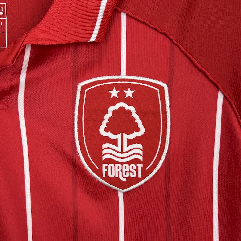 Maillot Nottingham Forest 2025-26