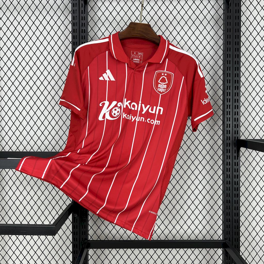 Maillot Nottingham Forest 2025-26