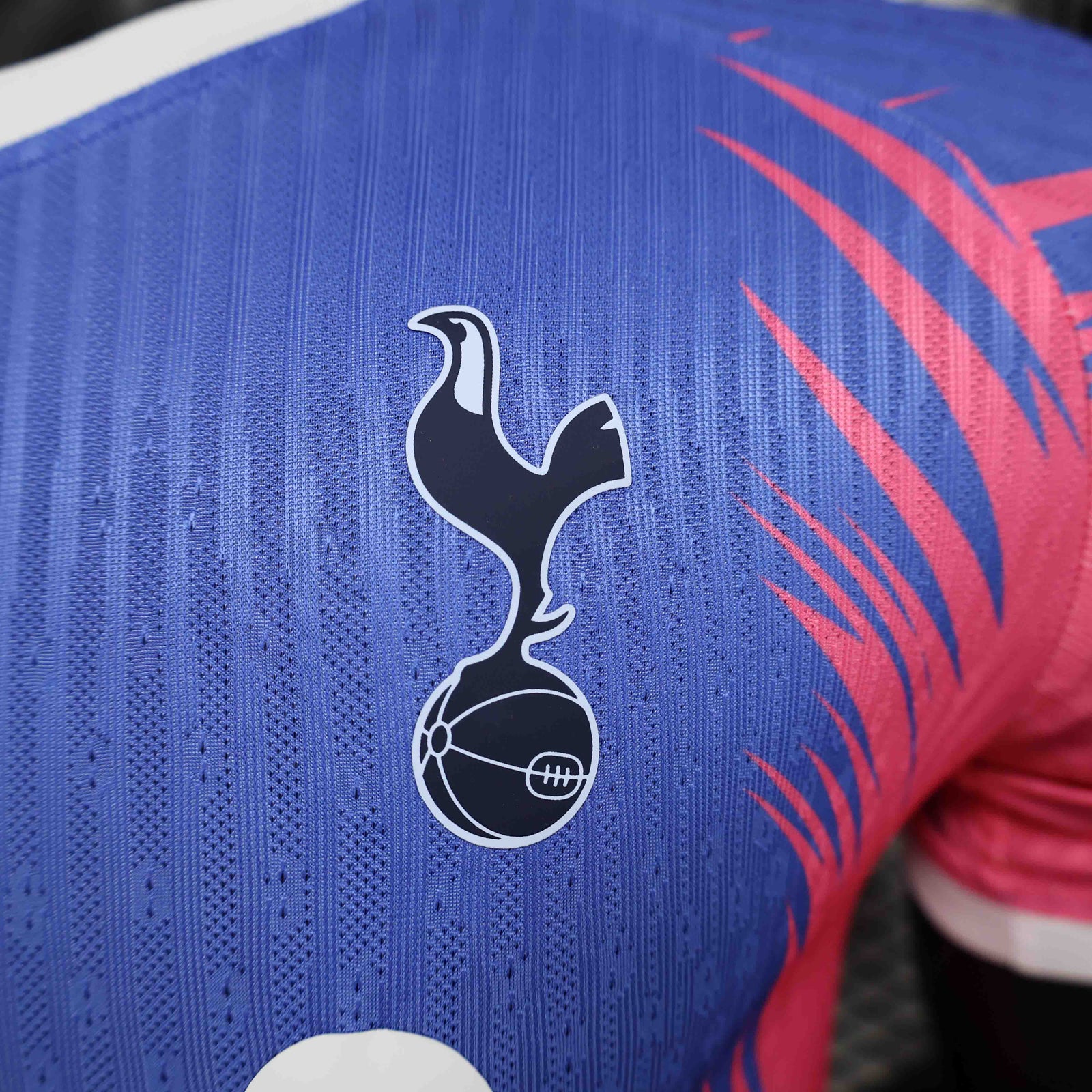 Maillot Tottenham concept 2024-25