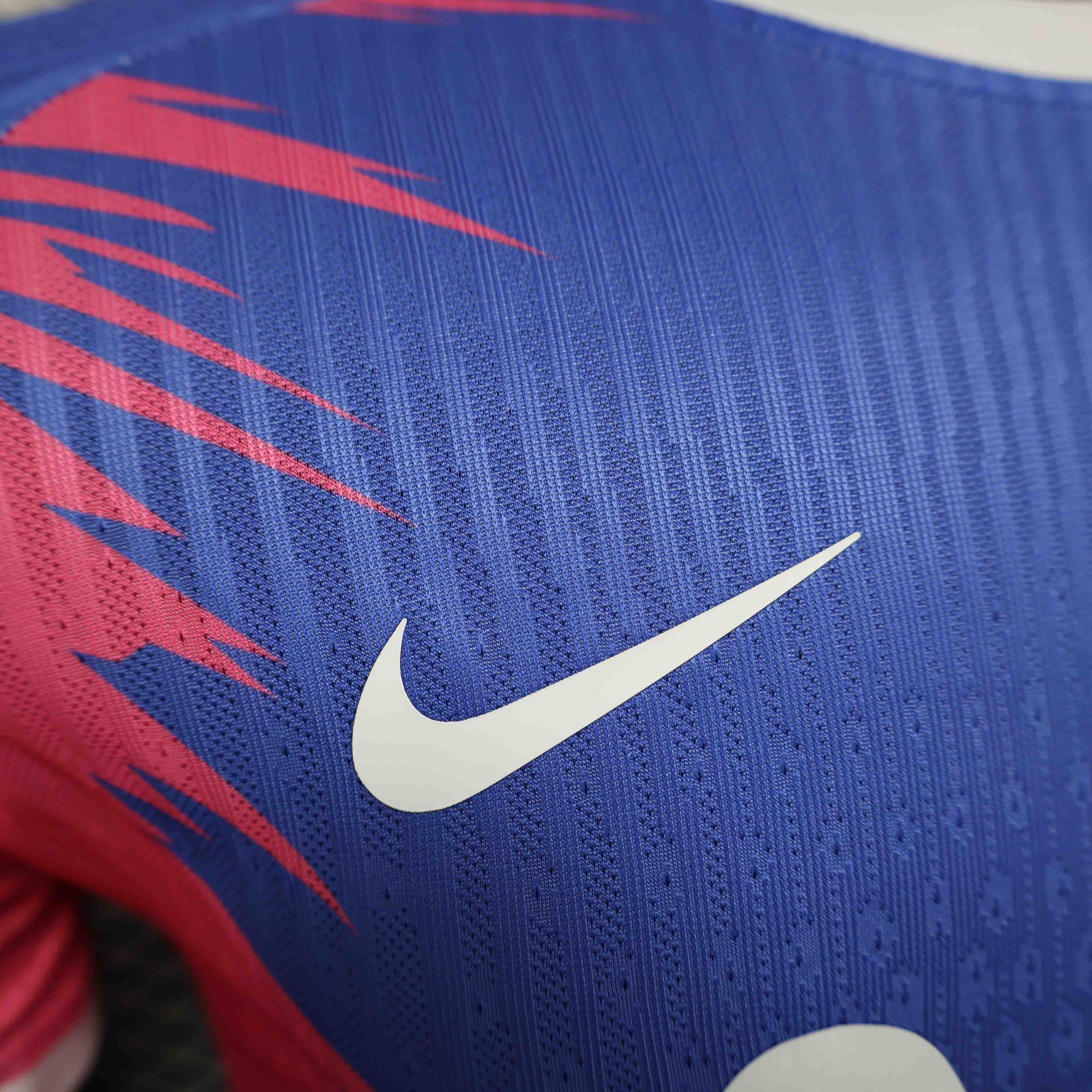 Maillot Tottenham concept 2024-25