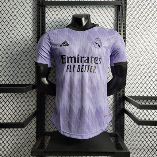 Maillot Real Madrid saison 2022-2023 extérieur away violet