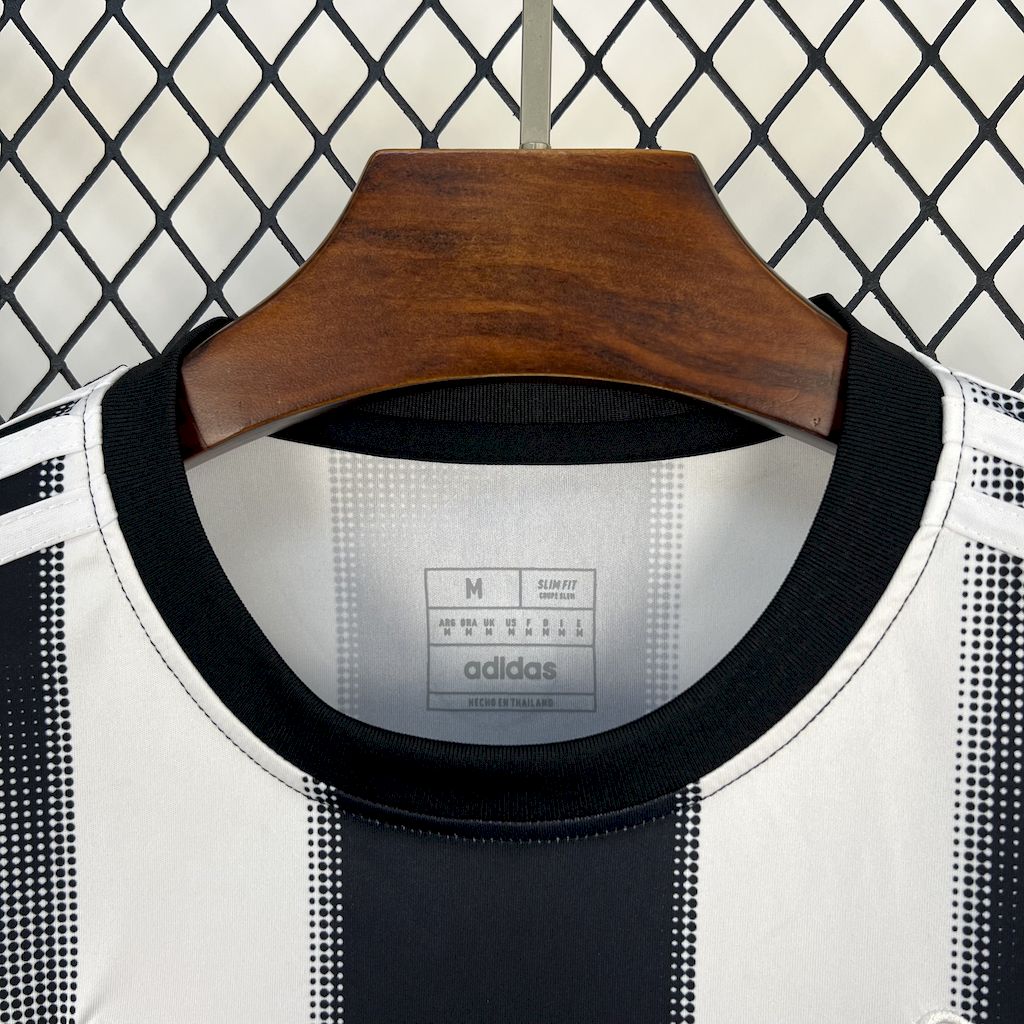 Maillot Newcastle 2025-26