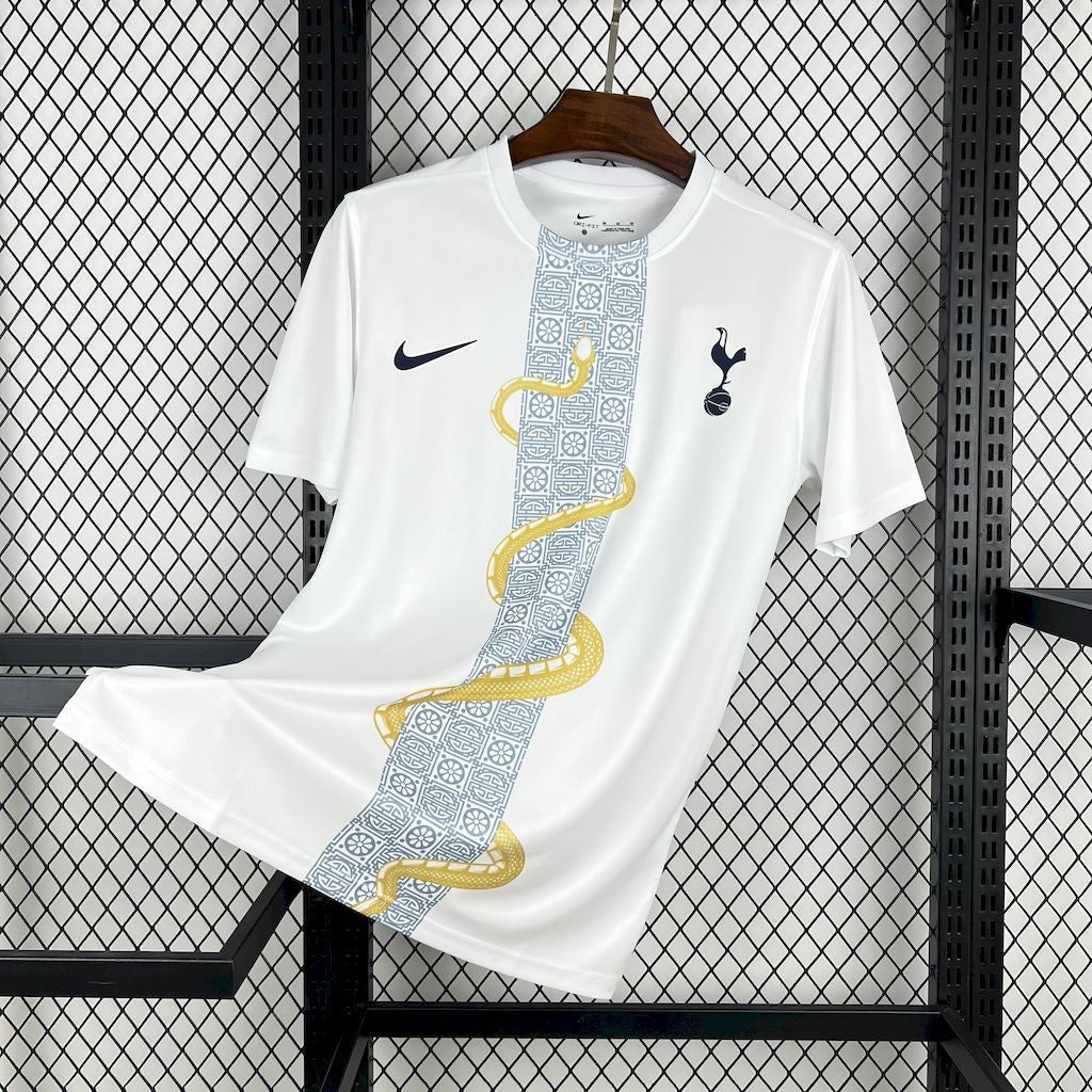Maillot Tottenham concept 2025-26