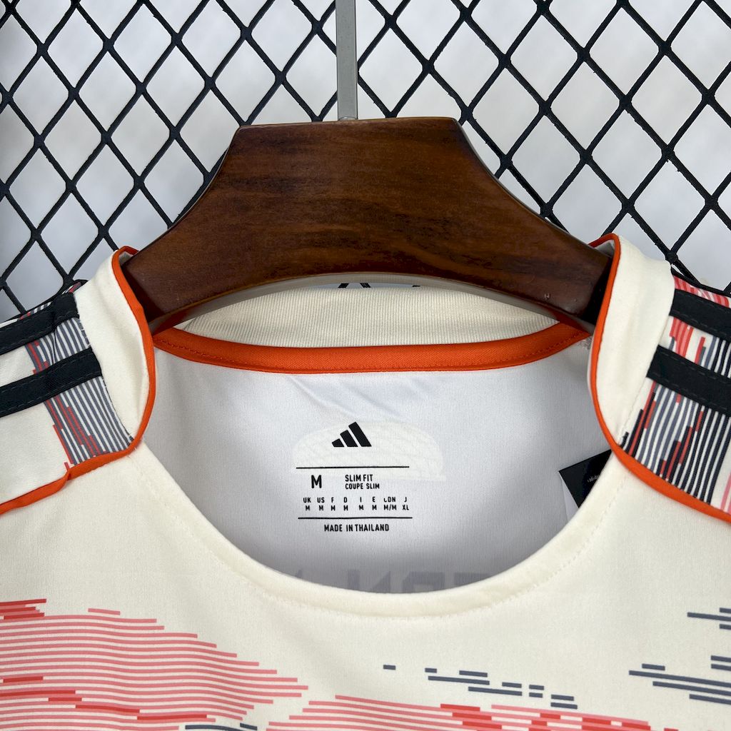 Maillot Bayern Munich extérieur 2025-26