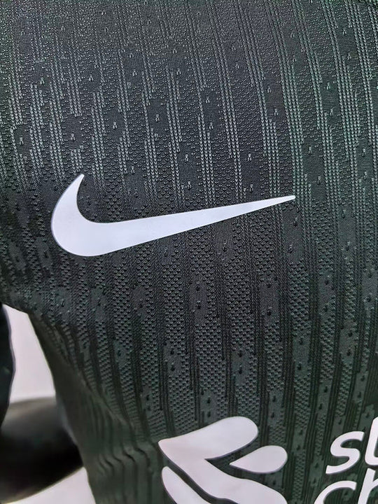 Maillot Liverpool saison 2023-2024 extérieur version player totalement noir