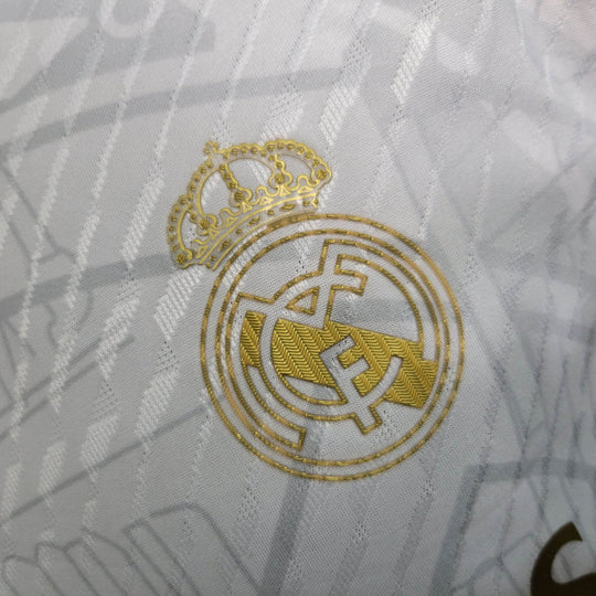 Maillot Real Madrid saison 2023-2024 édition limitée doré