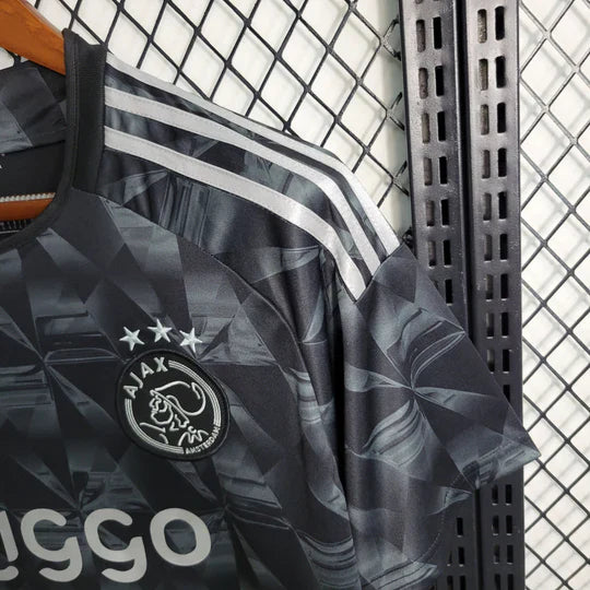 Maillot Ajax saison 2023-2024 édition third noir