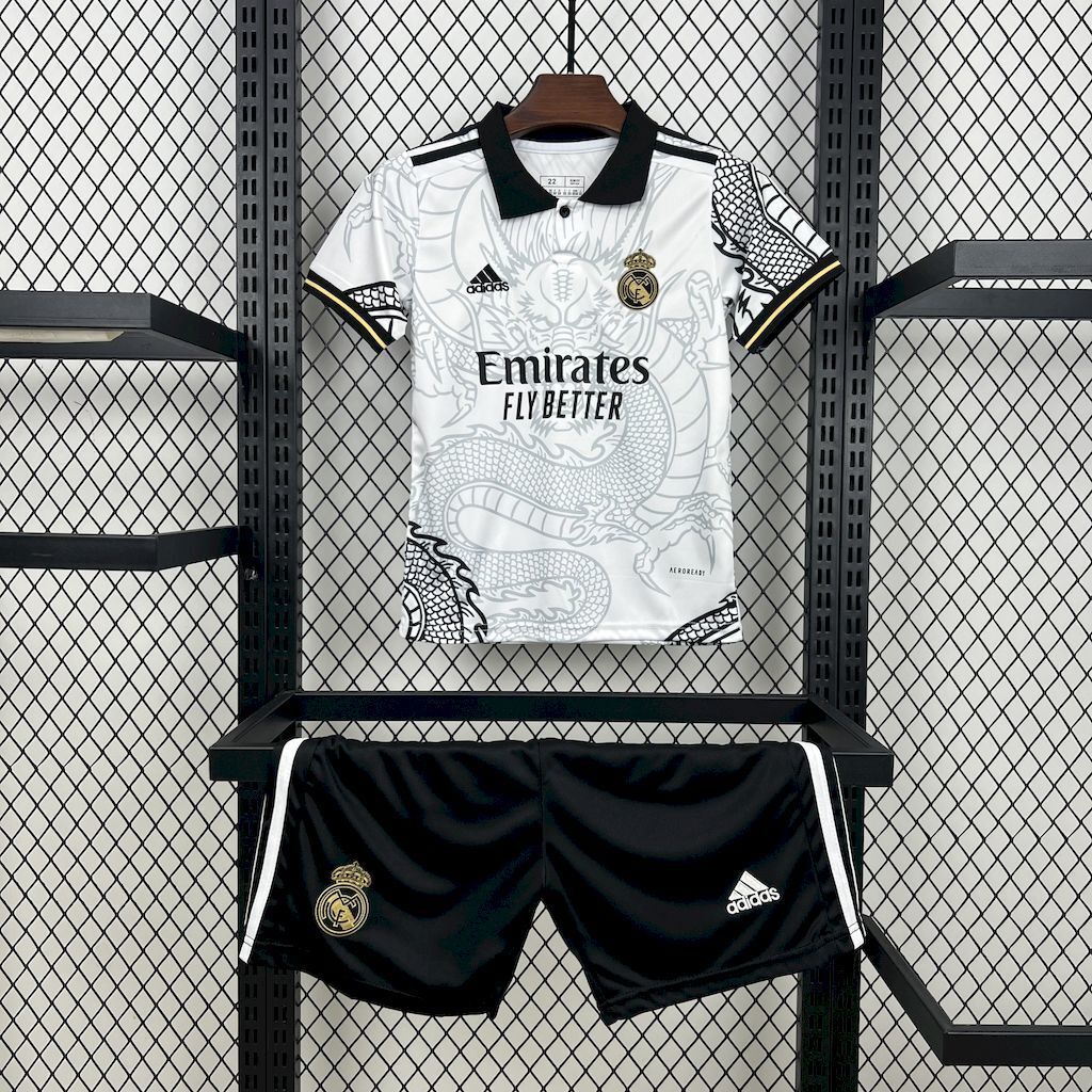 Kit Enfant Real Madrid concept 2022-23