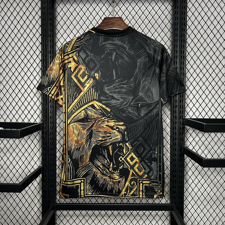 Maillot Real Madrid foot concept 2024 2025