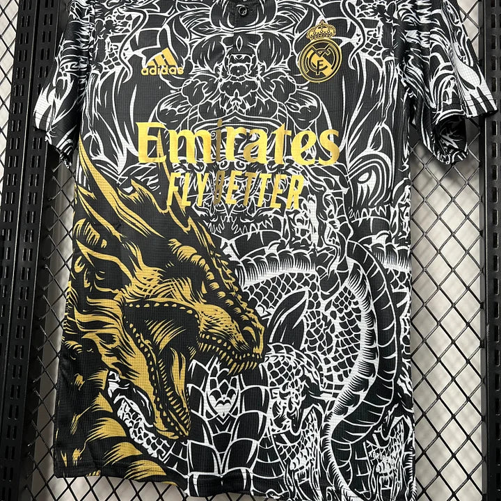 Maillot Real Madrid foot concept 2024 2025